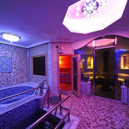 Mara 4* Φετιγιέ