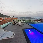 Mara 4*