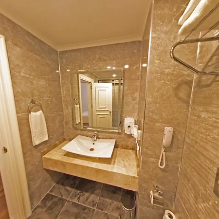 Mara Hotel