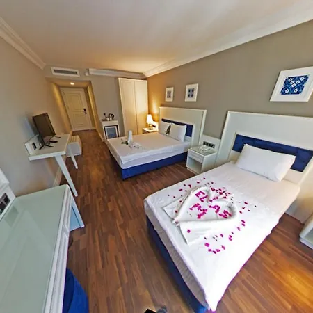 Mara Hotel 4*